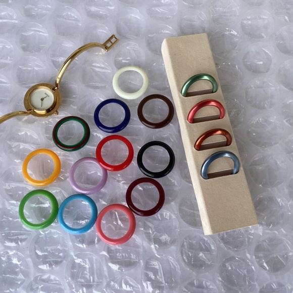 Vintage Gucci 11/12.2 Interchangeable Bezel Watch Gold Tone Near Mint Condition - Picture 5 of 10